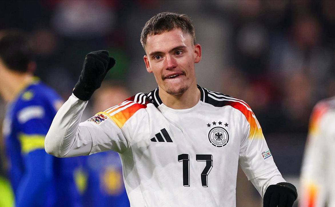 利物浦刷新队史纪录！签下维尔茨引热议，球迷竖大拇指