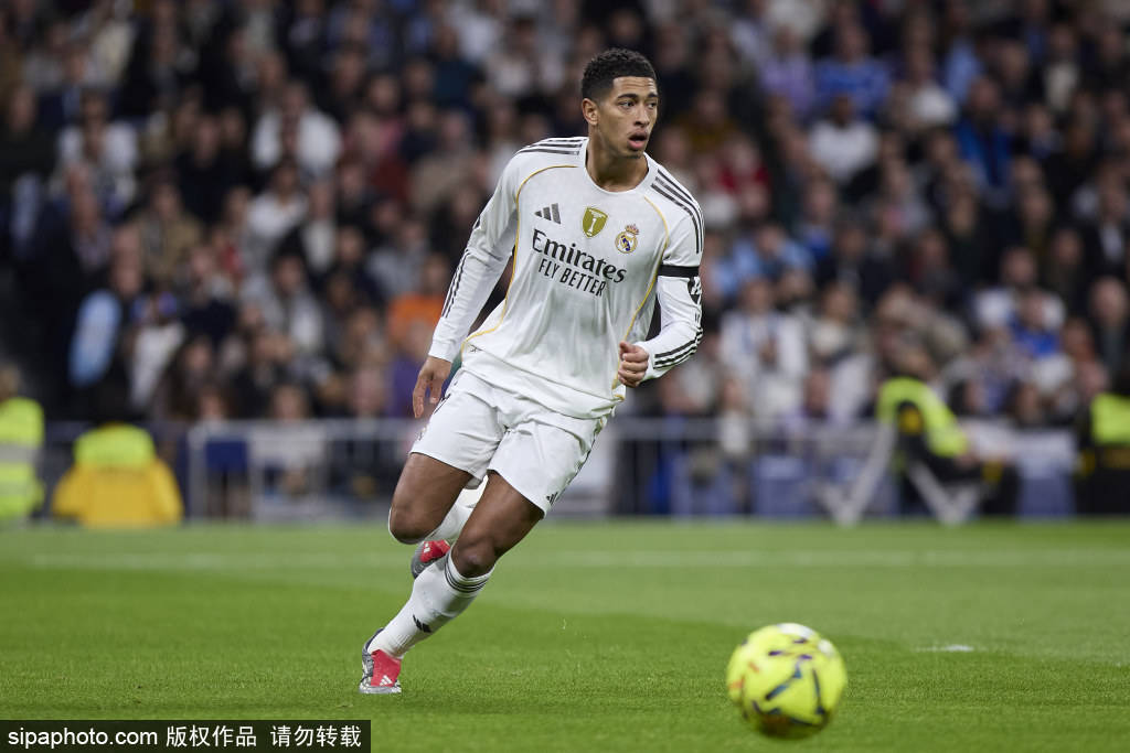 姆巴佩伤愈替补待命!皇马公布战曼城首发阵容,阿隆索排兵布阵暗藏玄机